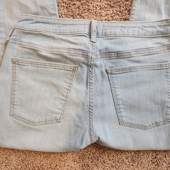 Jean - Picture 4 of 5